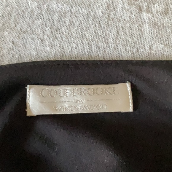 $10$ add on COLEBROOKE by Windsmore black & white chiffon colour block flowy top - Picture 11 of 14